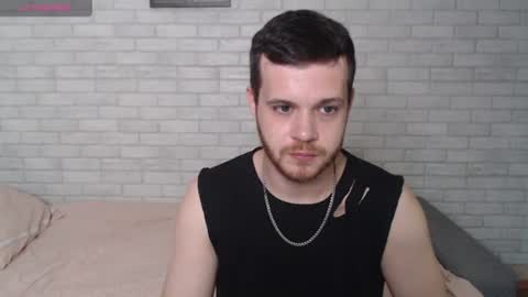 Snapshot of electric_smile chatting on 07-31-26, 11:31 Alex online show from 07-31-26, 11:31