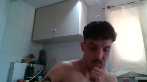 Snapshot of electrodreams chatting on 10-01-25, 09:10 electrodreams online show from 10-01-25, 09:10
