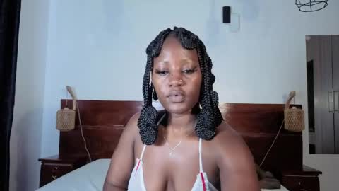 Snapshot of elegant_ebony chatting on 05-09-26, 08:19 Nika online show from 05-09-26, 08:19