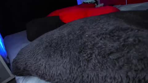 Snapshot of elegant_wolf chatting on 12-03-24, 04:39 Elegant online show from 12-03-24, 04:39