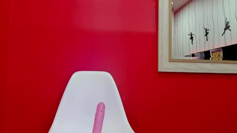 Snapshot of elegant_wolf chatting on 01-16-25, 10:42 Elegant online show from 01-16-25, 10:42