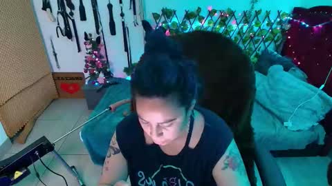 elektra online show from 12-18-25, 07:09