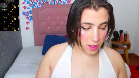 Snapshot of elektra_doll chatting on 06-18-26, 08:03 elektra_doll online show from 06-18-26, 08:03