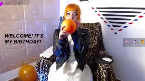 Snapshot of elektra_petite chatting on 12-01-24, 08:42 ELEKTRA hii my birthday is tomorrow but I will celebrate it on Sunday Ill wait for you online show from 12-01-24, 08:42