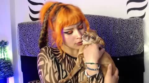 Snapshot of elektra_petite chatting on 01-06-25, 01:09 ELEKTRA hii my birthday is tomorrow but I will celebrate it on Sunday Ill wait for you online show from 01-06-25, 01:09