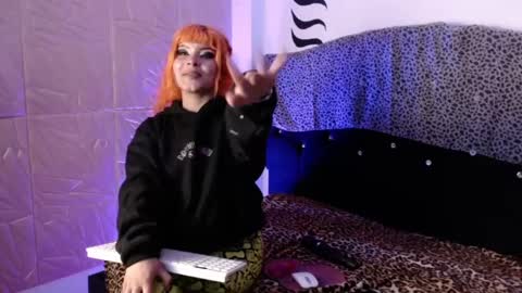Snapshot of elektra_petite chatting on 01-10-25, 01:32 ELEKTRA hii my birthday is tomorrow but I will celebrate it on Sunday Ill wait for you online show from 01-10-25, 01:32