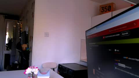 Snapshot of elektrashine chatting on 05-07-26, 10:31 Elektra online show from 05-07-26, 10:31
