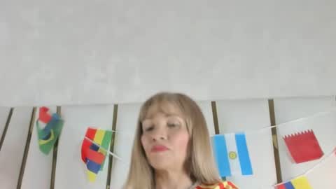 Snapshot of elena_mature chatting on 07-03-26, 07:09 Elena online show from 07-03-26, 07:09