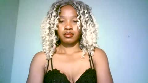 elenah013 online show from 07-21-26, 06:43