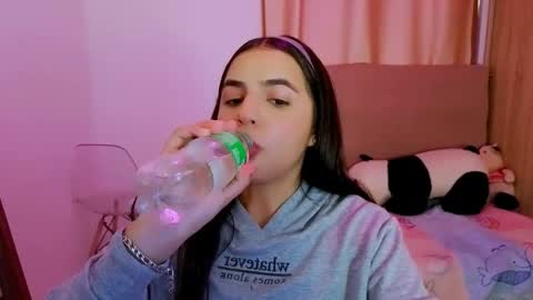 agnes online show from 04-14-26, 06:36