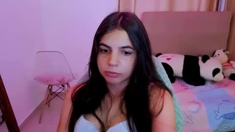 Snapshot of elenna_hotx chatting on 04-18-26, 07:07 agnes online show from 04-18-26, 07:07