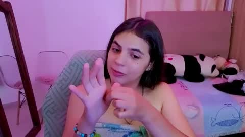 Snapshot of elenna_hotx chatting on 04-23-26, 08:22 agnes online show from 04-23-26, 08:22