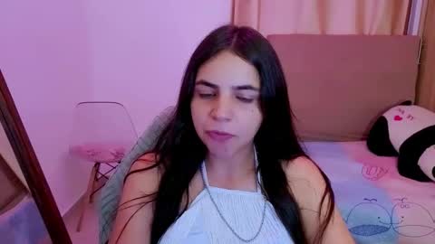 Snapshot of elenna_hotx chatting on 04-24-26, 07:16 agnes online show from 04-24-26, 07:16