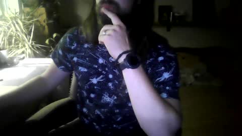 Snapshot of elephantfox chatting on 09-29-25, 04:39 fox online show from 09-29-25, 04:39