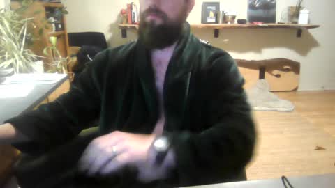 Snapshot of elephantfox chatting on 10-09-25, 03:37 fox online show from 10-09-25, 03:37