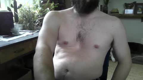 Snapshot of elephantfox chatting on 03-20-26, 10:47 fox online show from 03-20-26, 10:47