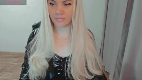 Ella online show from 02-03-25, 06:45