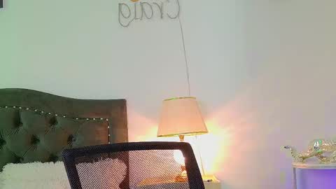 Elian online show from 04-30-26, 04:46