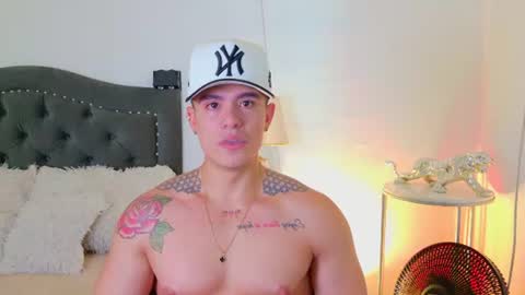 Elian online show from 06-17-26, 04:19