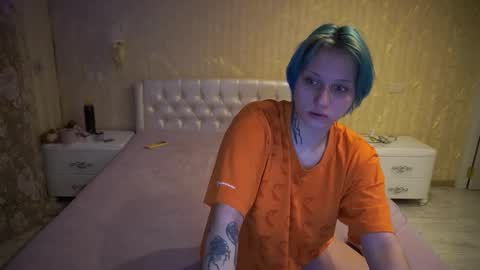 Luna online show from 10-28-25, 10:56