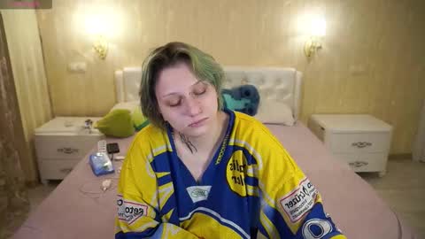 Luna online show from 02-19-26, 12:17