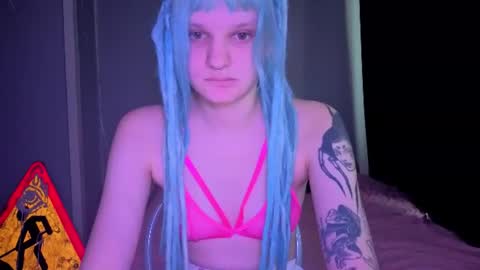 Snapshot of elieiza_xo chatting on 07-09-26, 09:13 elieiza_xo online show from 07-09-26, 09:13