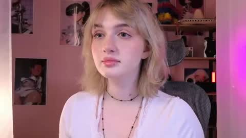 Ellie online show from 04-14-26, 05:35