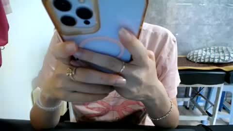 Snapshot of eliesweet9x chatting on 06-01-26, 02:13 eliesweet9x online show from 06-01-26, 02:13