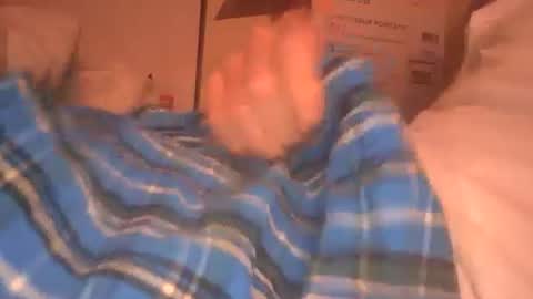 Snapshot of eliexavier123456789 chatting on 03-08-25, 09:28 eliexavier123456789 online show from 03-08-25, 09:28