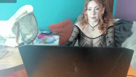 Snapshot of elif__girasol chatting on 02-10-25, 05:52 elifgirasol online show from 02-10-25, 05:52