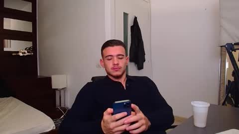 ElijahThorne online show from 11-24-25, 05:29