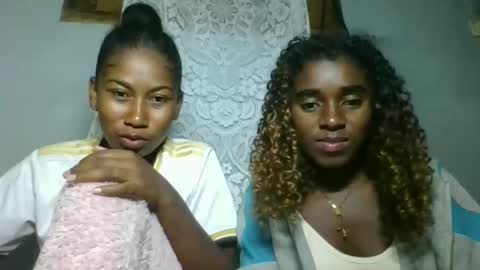 elina981 online show from 03-12-26, 09:21