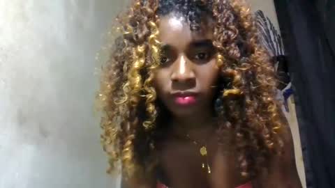 Snapshot of elina981 chatting on 06-04-26, 09:26 elina981 online show from 06-04-26, 09:26