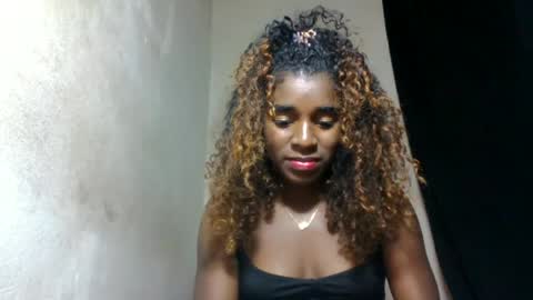 Snapshot of elina981 chatting on 06-20-26, 10:29 elina981 online show from 06-20-26, 10:29