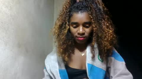 Snapshot of elina981 chatting on 06-21-26, 05:10 elina981 online show from 06-21-26, 05:10