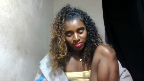 Snapshot of elina981 chatting on 06-27-26, 11:48 elina981 online show from 06-27-26, 11:48