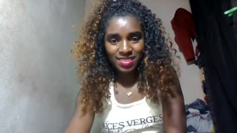 Snapshot of elina981 chatting on 07-16-26, 10:32 elina981 online show from 07-16-26, 10:32