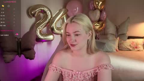 Elina online show from 06-16-26, 06:16