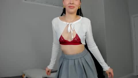 Snapshot of elina_syui chatting on 01-31-26, 07:56 CutieJune online show from 01-31-26, 07:56