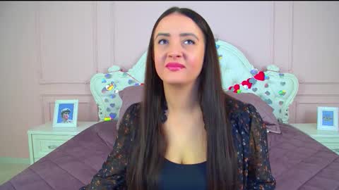 ElinaBellucci online show from 02-16-26, 04:30