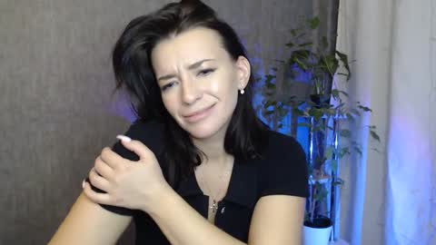 Elina online show from 01-24-25, 03:22