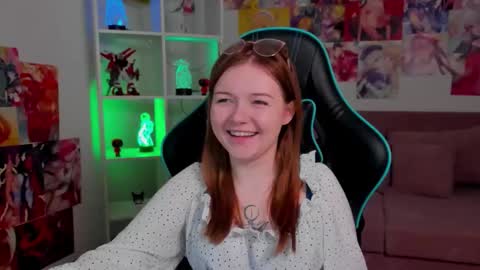 elinavale online show from 03-04-26, 06:08