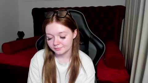elinavale online show from 06-12-26, 05:34
