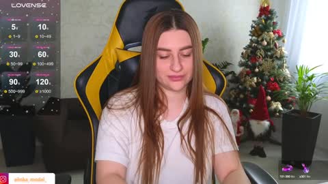 Elina online show from 12-15-24, 10:18