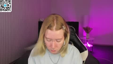 Snapshot of elira_vane chatting on 06-23-26, 02:53 Elira Vane online show from 06-23-26, 02:53