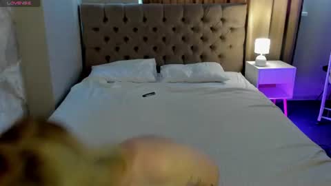 Snapshot of elira_vane chatting on 07-06-26, 03:03 Elira Vane online show from 07-06-26, 03:03