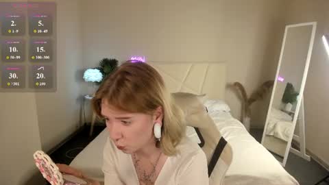 Snapshot of elira_vane chatting on 07-22-26, 01:52 Elira Vane online show from 07-22-26, 01:52