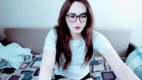 Snapshot of elisa_2001 chatting on 06-06-26, 10:20 Liza online show from 06-06-26, 10:20