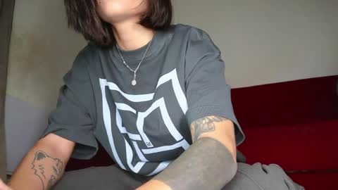 Snapshot of elisa_bright chatting on 04-05-26, 08:44 Tati online show from 04-05-26, 08:44