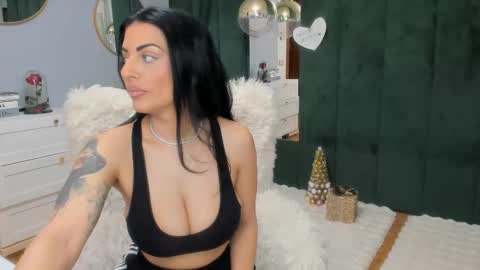 Maria online show from 11-27-25, 05:09